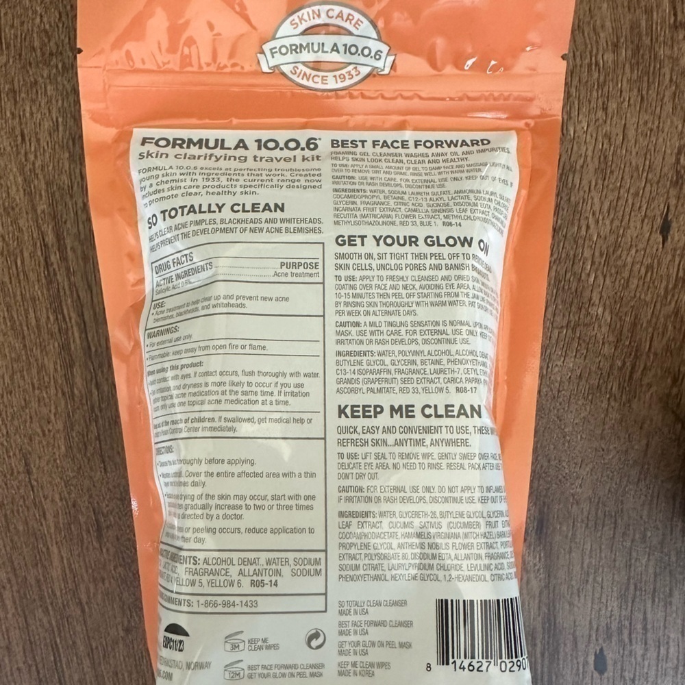 Formula 10.0.6 Clean Getaway Skin Clarifying Travel Kit - Picture 3 of 3